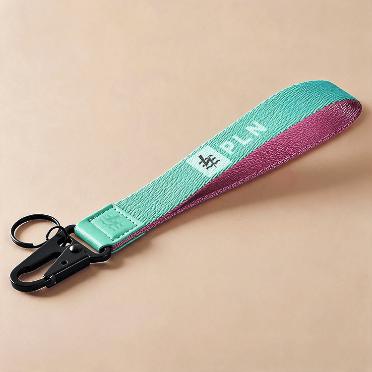 Wristlet Poliester dengan Carabiner Logam - cetak logo